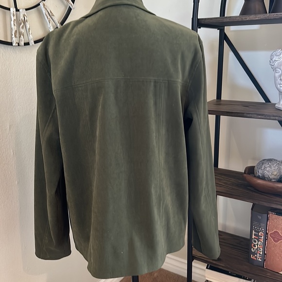 Smooth Olive Green button front Blazer - Picture 2 of 4